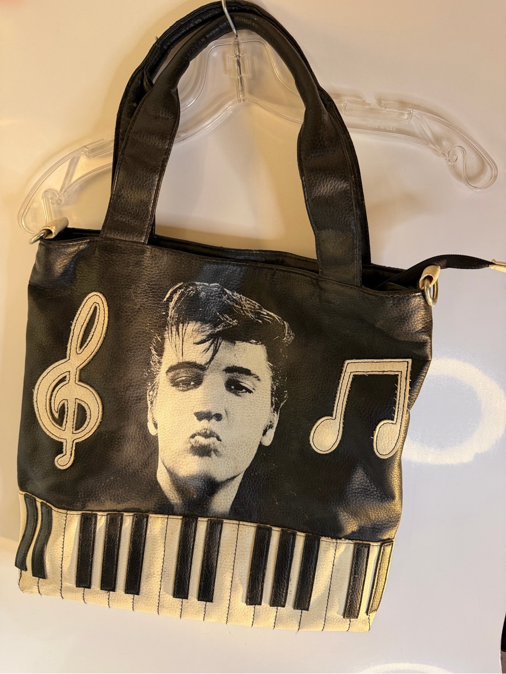 Vintage Ashley M kissy face Elvis faux leather bag preowned